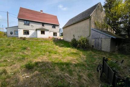 Großzügiges Grundstück mit Altbestand in Halsbrücke - Großschirma