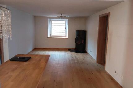 2021 Komplett reno. Altbau-Wohnung über zwei Etagen,98 qm - Engen