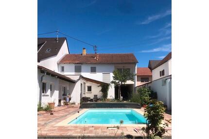 Gepflegtes Haus - von Privat - 500.000,00&nbsp;EUR Kaufpreis, ca.&nbsp; 144,00&nbsp;m&sup2; in Maxdorf (PLZ: 67133)