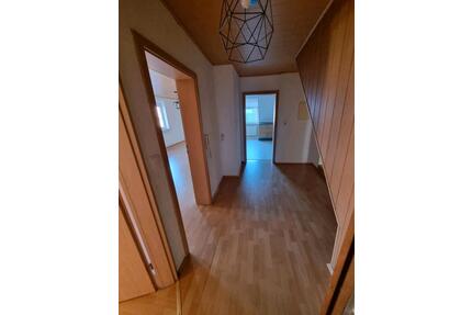 Wohnung zu vermieten in Lauda - 790,00&nbsp;EUR Kaltmiete, ca.&nbsp; 110,00&nbsp;m&sup2; in Lauda-Königshofen (PLZ: 97922)