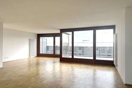 Wohnung zum Mieten in Frankfurt am Main 2.400,00 € 156 m²