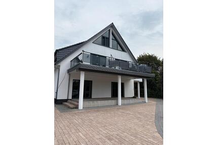 EG Wohnung in einem Mehrfamilienhaus zu vermieten - Achim