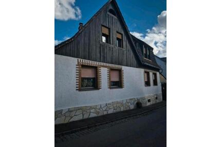 Haus im Ortsteil Hochheim - 250.000,00&nbsp;EUR Kaufpreis, ca.&nbsp; 150,00&nbsp;m&sup2; in Worms (PLZ: 67551) Vororte Südwest
