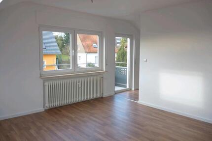 Provisionsfreie Dachgeschosswohnung mit Balkon in Backnang