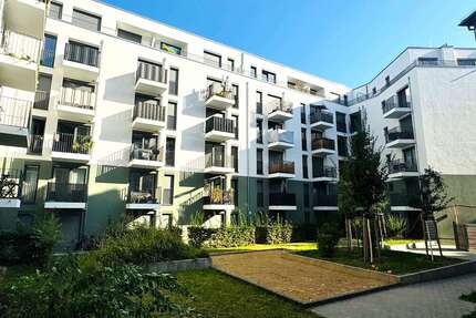 Wohnung zum Mieten in Berlin 1.069,97 € 46.02 m²