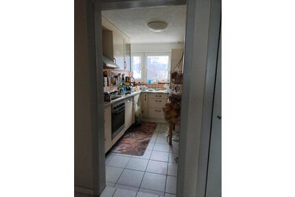 Schöne 4 ZimmerWohnung inklusive Garten, Balkon,Stellplatz - Tübingen