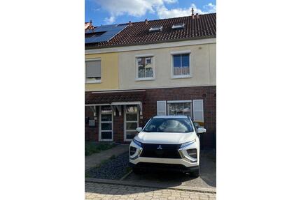 Reihenmittelhaus am Eichenpark, 5 Zi., 140 m², Garten - Garbsen