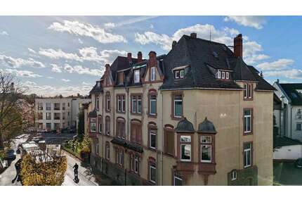 Haus zum Kaufen in Bad Homburg 3.150.000,00 € 812 m²