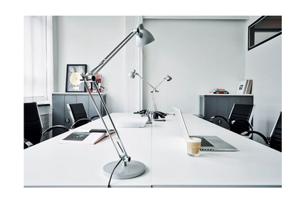 Büro in Hamburg 213,00 € 4 m² - 213,00&nbsp;EUR Kaltmiete, ca.&nbsp; 4,00&nbsp;m&sup2; in Hamburg (PLZ: 22767)