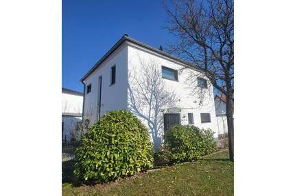 Attraktives Einfamilienhaus in ruhiger Lage - Regensburg Konradsiedlung-Wutzlhofen