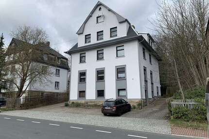 Wohnung zum Kaufen in Auerbach 89.000,00 € 83 m²