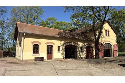 Haus zum Kaufen in Radebeul 800.000,00 € 327 m²