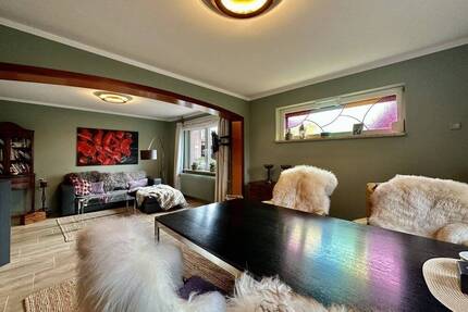 Wohnen wie im Einfamilienhaus - charmante Doppelhaushälfte mit viel Privatsphäre in Seth