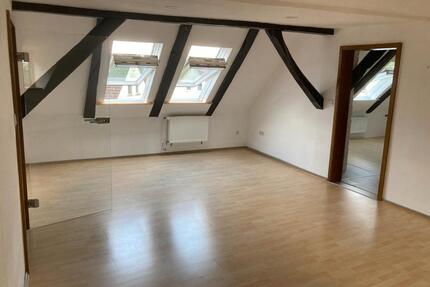 Wohnung Dachgeschoß Morschen - 700,00&nbsp;EUR Kaltmiete, ca.&nbsp; 100,00&nbsp;m&sup2; in Morschen (PLZ: 34326)