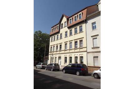 W0099 - Kleine, bezahlbare 3-RW in Riesa-Zentrum