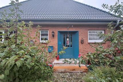 SANIERTES VOLL UNTERKELLERTES EINFAMILIENHAUS ZU VERKAUFEN - Owschlag