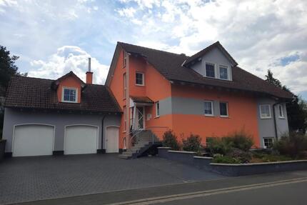 Großzügiges Einfamilienhaus mit Garten in ruhiger Lage - Münnerstadt