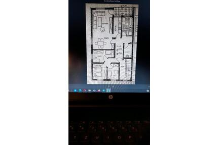 Schöne 4ZKDB Wohnung i Neubrunn mit kleinem Garten