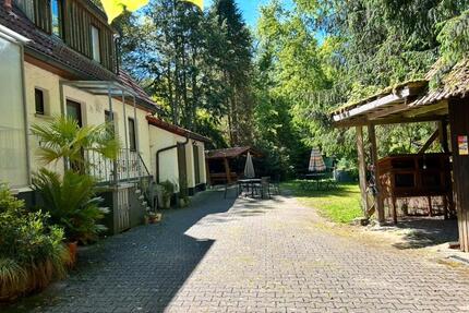 Schönes Landhaus in Alleinlage im Welzheimer Wald. 2 WE. - Plüderhausen
