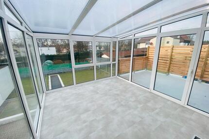 Haus Hauptstuhl - 1.400,00&nbsp;EUR Kaltmiete, ca.&nbsp; 105,00&nbsp;m&sup2; in Queidersbach (PLZ: 66851)