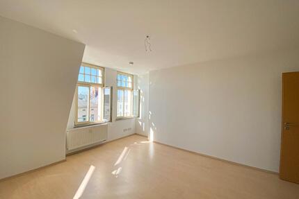 Charmantes 1-Zimmer-Apartment mit Einbauküche - Halle (Saale)