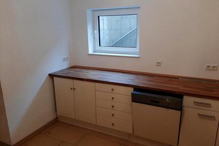 80 qm - Keller-Wohnung in Naunheim zu mieten - Welling