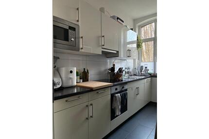 4-Zimmer-Wohnung im Hinterhaus mit Gartenmitbenutzung - Wiesbaden Biebrich