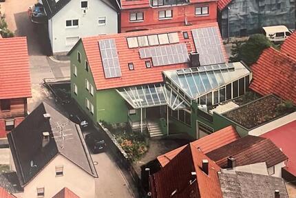 Wohnhaus Miethaus mit Wintergarten, Scheune, Garagen, Lager - Oberelsbach