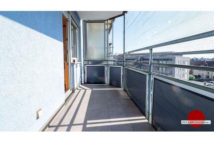 Ganz oben wohnen! Mit Lift! Haus im Haus - perfekt für eine Familie! - Nürnberg St Leonhard