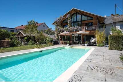 Haus zum Kaufen in Feldkirchen 2.369.000,00 € 240 m²