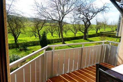 Schöne 3 Zimmer-Wohnung mit Balkon in Allmersbach im Tal