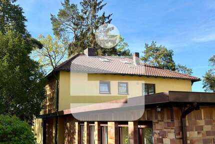 Wohnung zum Kaufen in Erlangen 330.000,00 € 92.6 m²