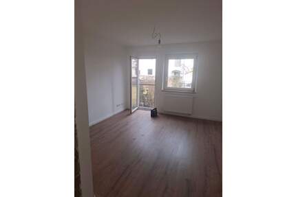 gemütliche Wohnung mit Gartenzugang (Erstbezug n. Renovierung) - Nürnberg Altenfurt