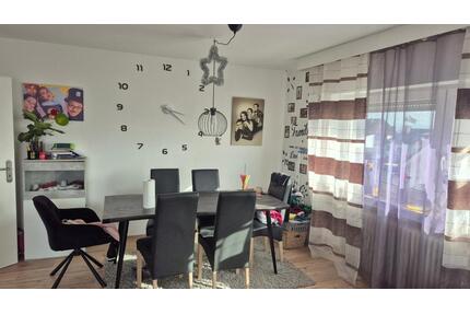 Dachgeschosswohnung - 860,00&nbsp;EUR Kaltmiete, ca.&nbsp; 120,00&nbsp;m&sup2; in Neuwied (PLZ: 56564)