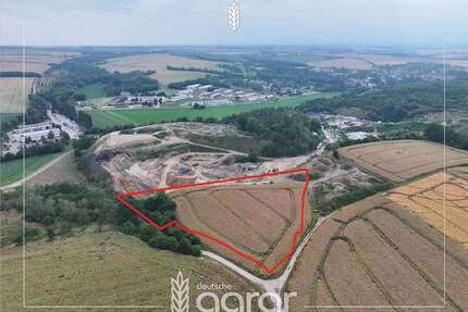 Grundstück zu verkaufen in Teuchern 29.900,00 € 14150 m²