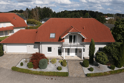 Haus zum Kaufen in Niedermohr 749.000,00 € 322.47 m²