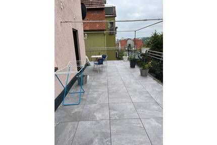 3 Zimmerwohnung mit Terrasse + KFZ Stellplatz - Stuttgart Zuffenhausen