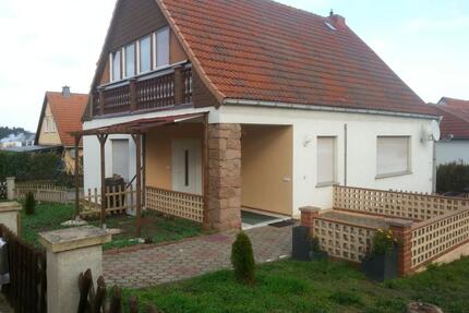 Einfamilienhaus - 279.000,00&nbsp;EUR Kaufpreis, ca.&nbsp; 135,00&nbsp;m&sup2; in Farnstädt (PLZ: 06279)