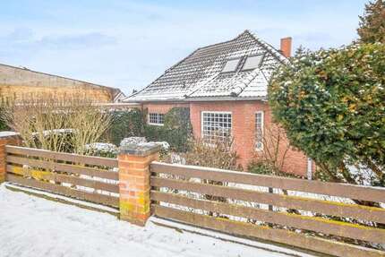 Haus zum Kaufen in Pinnow 250.000,00 € 170 m²