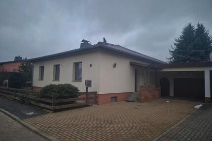 Einfamilienhaus mit Grundstück - 200.000,00&nbsp;EUR Kaufpreis, ca.&nbsp; 100,00&nbsp;m&sup2; in Aschersleben (PLZ: 06449)