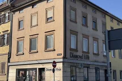 Haus zum Kaufen in Ludwigsburg 350.000,00 € 197.65 m²
