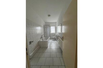 ! Dessau - schöne - 1 - Raum - Wohnung - mit EBK ! AB SOFORT ! L8 - Dessau-Roßlau