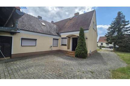 AUS ALT MACH NEU - 76.900,00&nbsp;EUR Kaufpreis, ca.&nbsp; 80,20&nbsp;m&sup2;&nbsp;Wohnfl&auml;che in Schleife (PLZ: 02959)