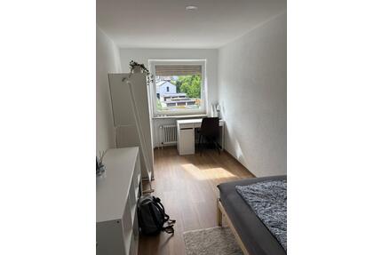 WG Zimmer zu Vermieten - 290,00&nbsp;EUR Kaltmiete, ca.&nbsp; 12,00&nbsp;m&sup2; in Villingen-Schwenningen (PLZ: 78056)