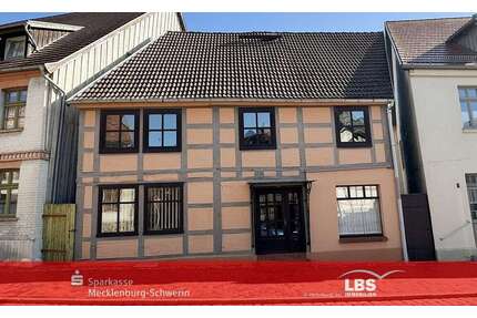 Haus zum Kaufen in Plau am See 150.000,00 € 134 m²