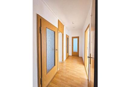3 Zimmer Wohnung in guter Lage von Werdau für 39.900€
