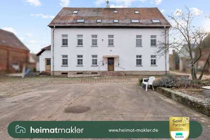 Haus zum Kaufen in Wiedemar 379.000,00 € 372.2 m²
