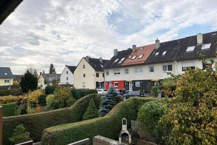HEGERICH: Stilvolles Reiheneckhaus mit Garten in ruhiger Bestlage von Zirndorf