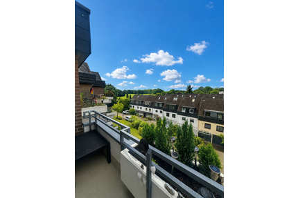 Wohnung zum Kaufen in Halstenbek 210.000,00 € 46.52 m²