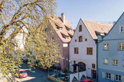 Haus zum Kaufen in Regensburg 1.599.000,00 € 363 m²